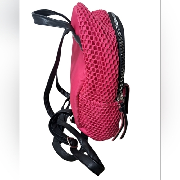 Mesh Pink and Black Backpack with Textured Design - Picture 4 of 11